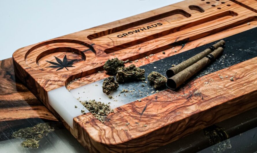 Сорт конопли White Widow feminised от Royal Queen Seeds